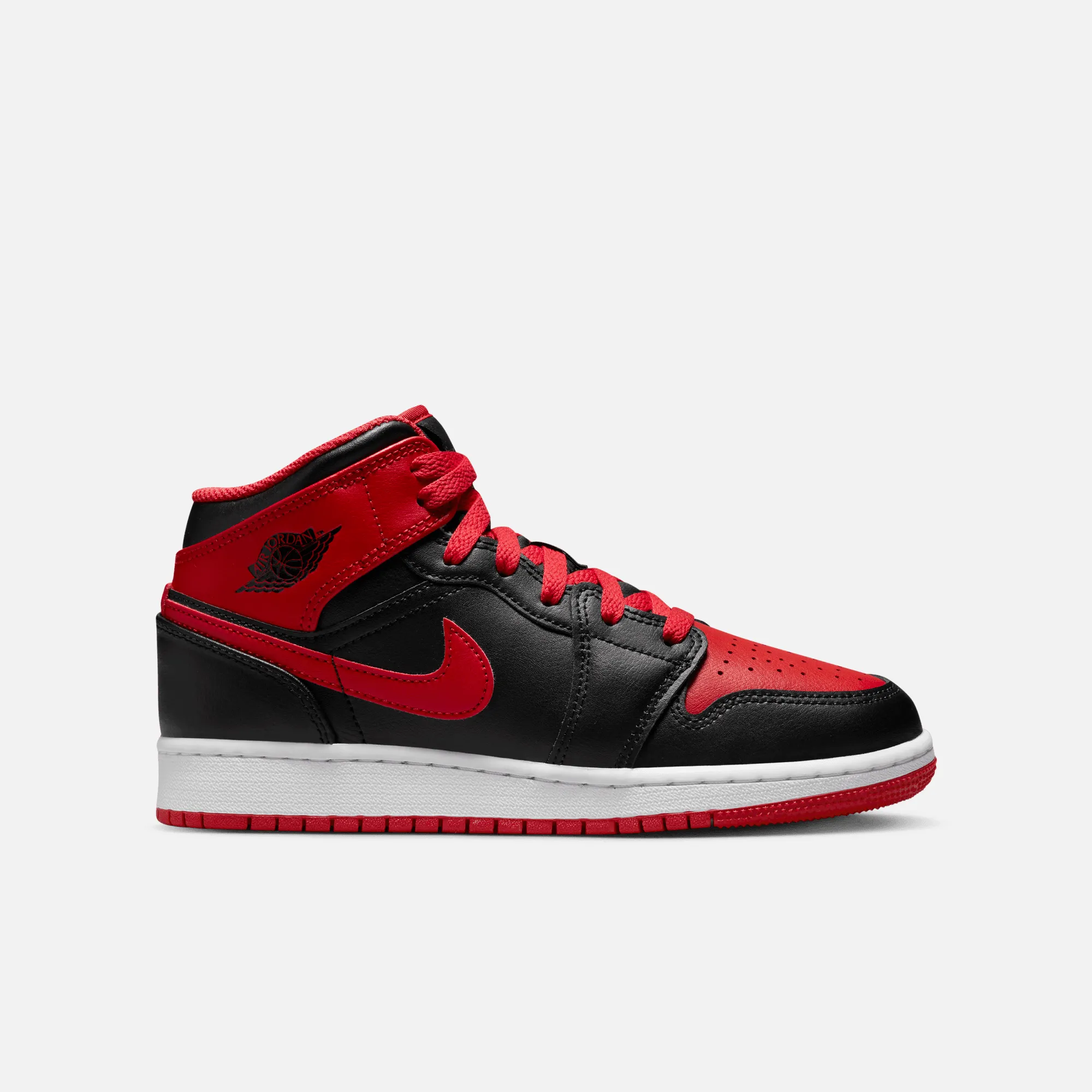 Air Jordan 1 Mid Alternate Bred