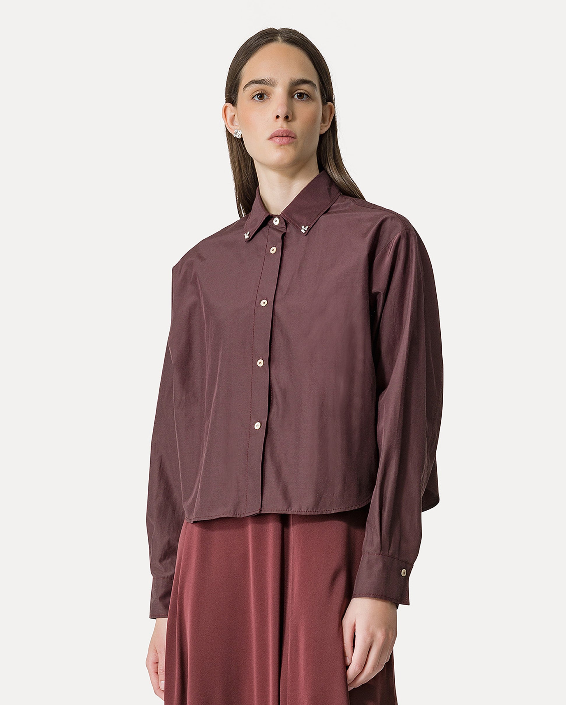 EMBROIDERED CHIC TAFFETA BOXY SHIRT / CACAO