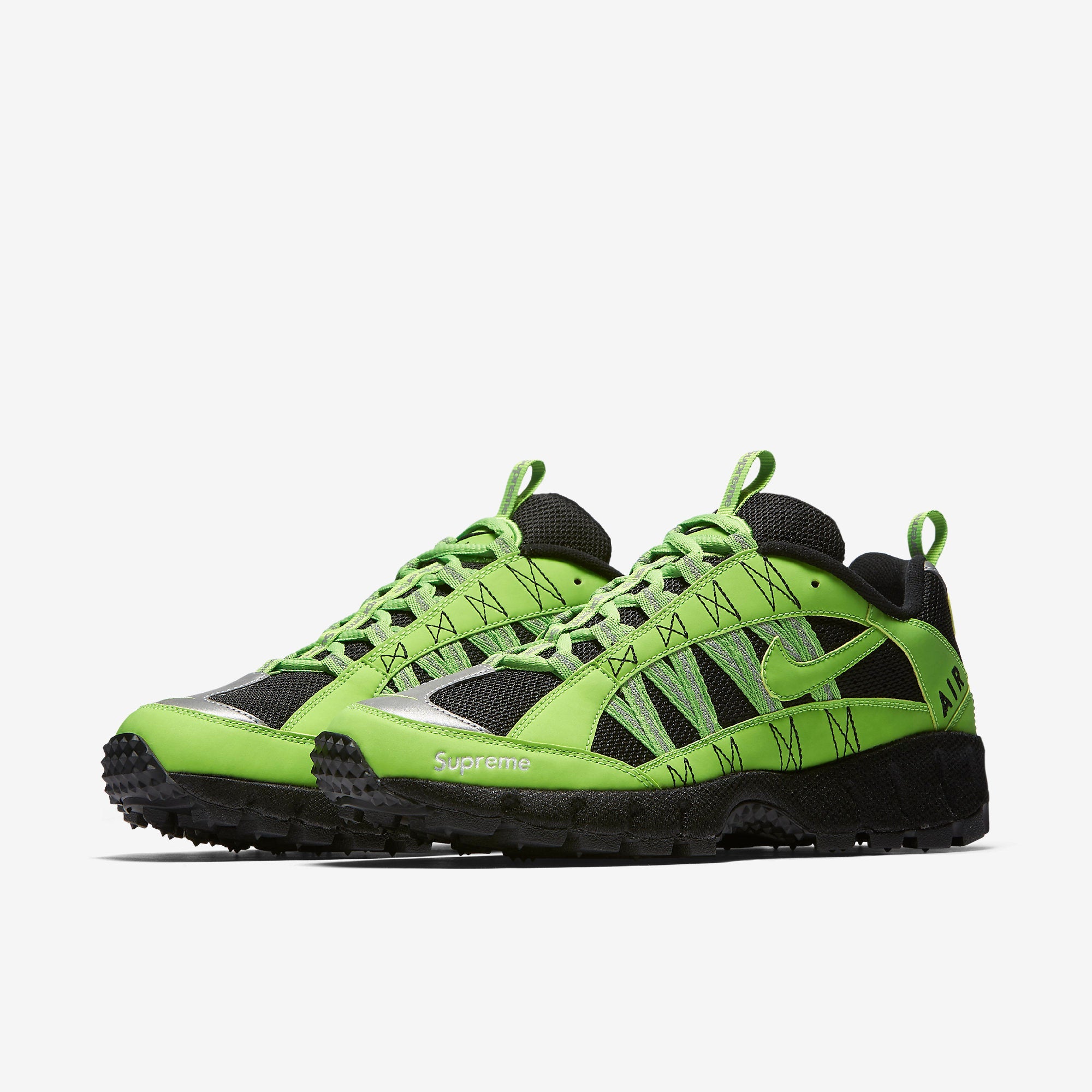 (Men's) Nike Air Humara 17 x Supreme 'Action Green' (2017) 924464-300