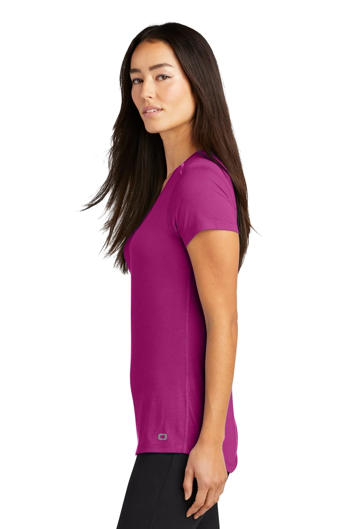 OGIO ENDURANCE Ladies Peak Custom V-Neck Tees, Purple Impact