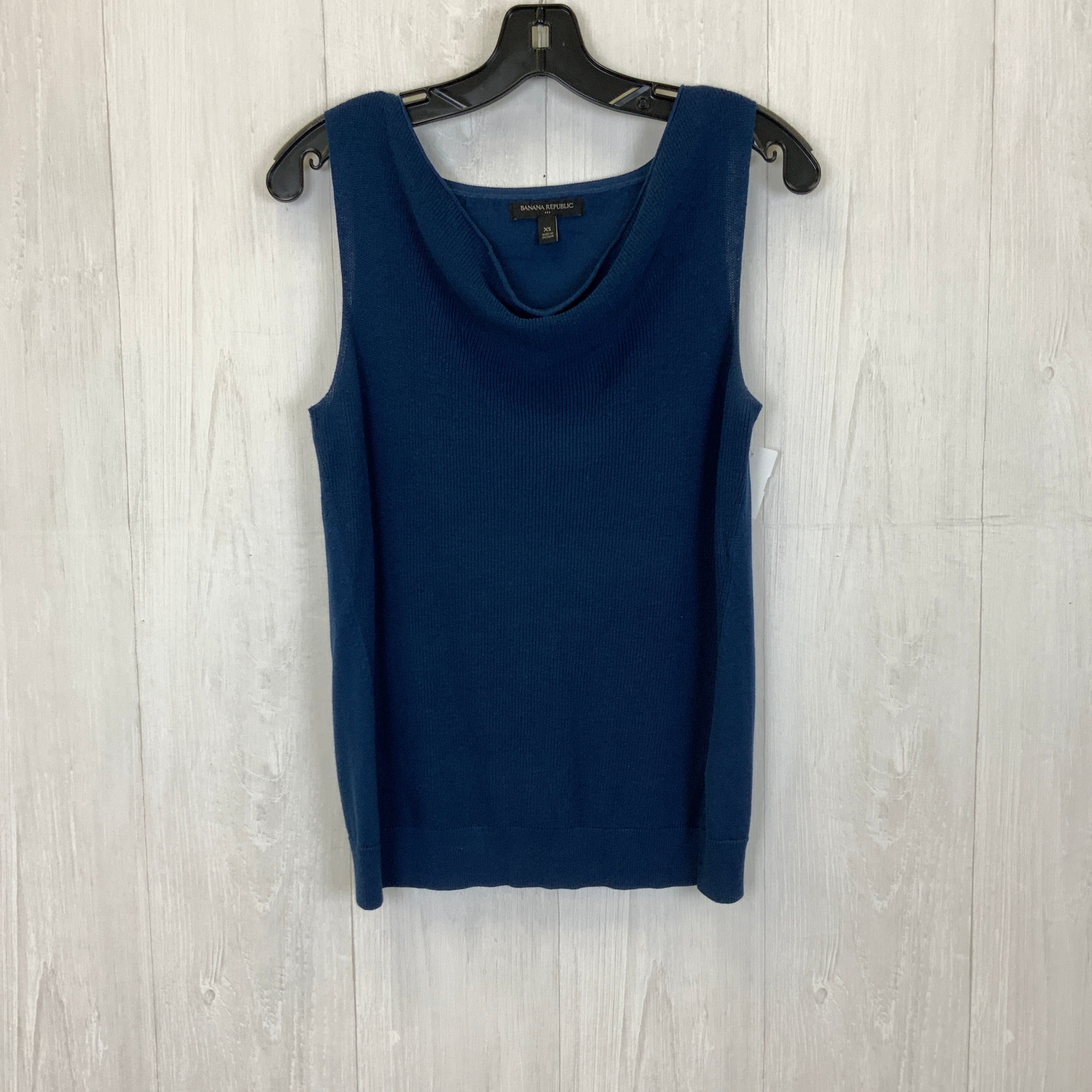 Top Sleeveless By Banana Republic O  Size: Xs